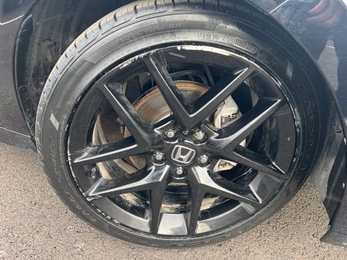 Used 2025 Honda Civic Sport image 35