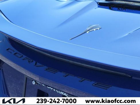 Used 2025 Chevrolet Corvette Stingray Convertible w/ 1LT RWD image 10