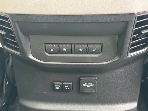 Used 2022 Toyota Tundra 1794 Edition image 15