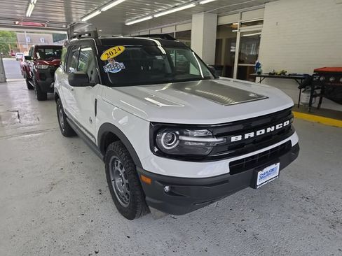 Used 2024 Ford Bronco Sport Outer Banks AWD/4WD image 7