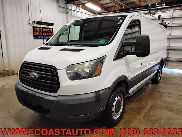 Used 2015 Ford Transit 250 130 Low Roof RWD image 4