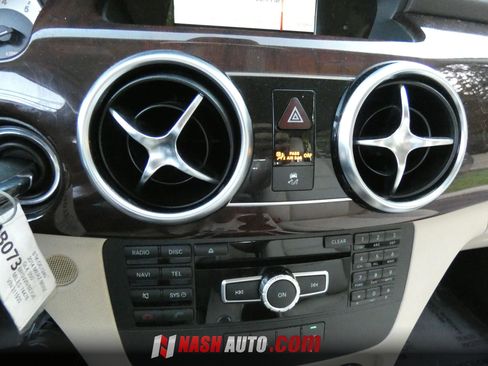 Used 2014 Mercedes-Benz GLK 350 2WD image 41