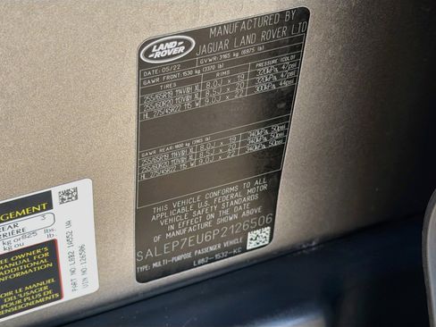 Used 2023 Land Rover Defender 110 SE AWD/4WD image 45