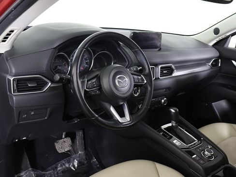 Used 2017 MAZDA CX-5 Touring w/ Preferred Equipment Package image 29