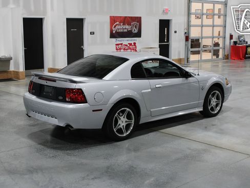 Used 1999 Ford Mustang GT image 33