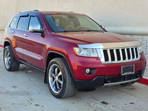 Used 2012 Jeep Grand Cherokee Overland image 1