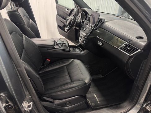 Used 2018 Mercedes-Benz GLS 450 4MATIC image 23