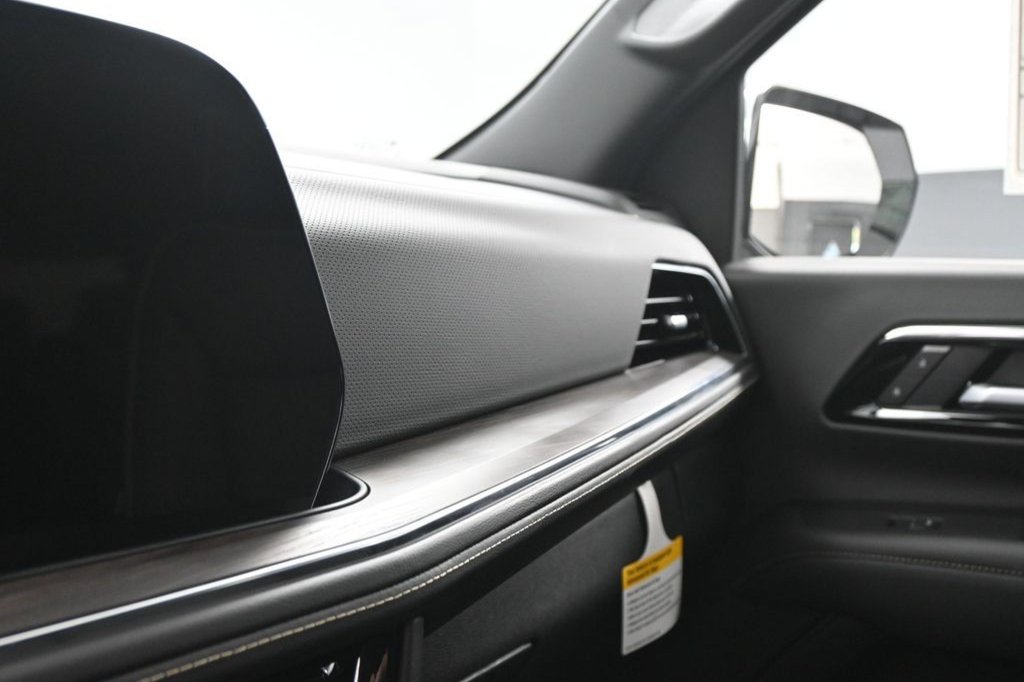 New 2025 Chevrolet Tahoe Premier AWD/4WD image 26