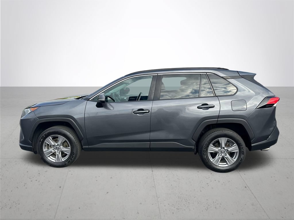 Used 2021 Toyota RAV4 XLE AWD/4WD image 8