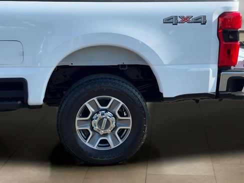 Used 2024 Ford F250 Lariat image 44