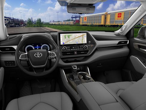 New 2026 Toyota Highlander Platinum AWD/4WD image 19