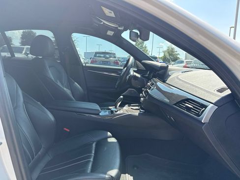 Used 2017 BMW 540i xDrive AWD/4WD image 8