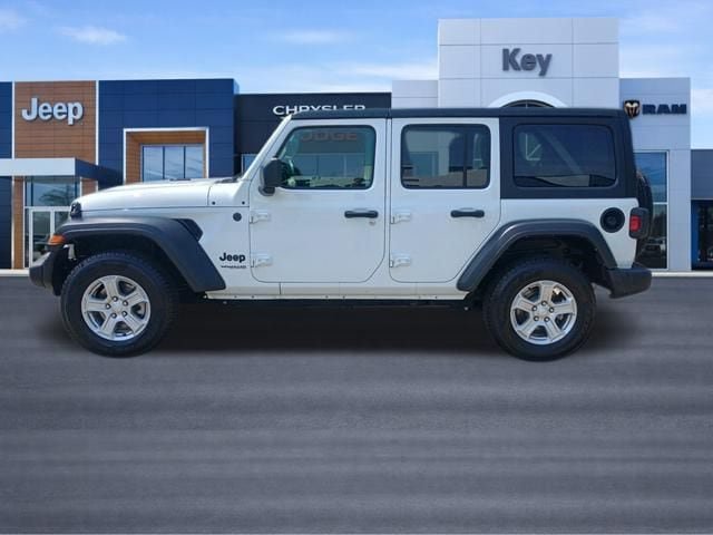 Used 2022 Jeep Wrangler Unlimited Sport AWD/4WD image 2