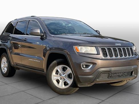 Used 2016 Jeep Grand Cherokee Laredo w/ Quick Order Package 23E AWD/4WD image 2