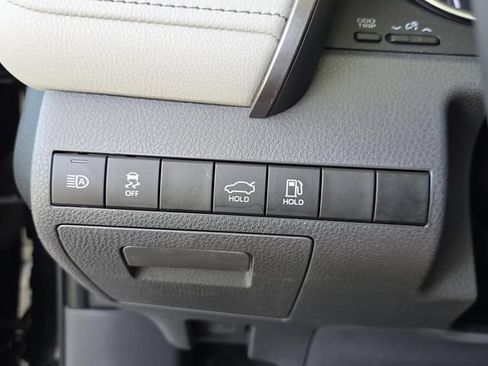 Used 2023 Toyota Camry XLE FWD image 22