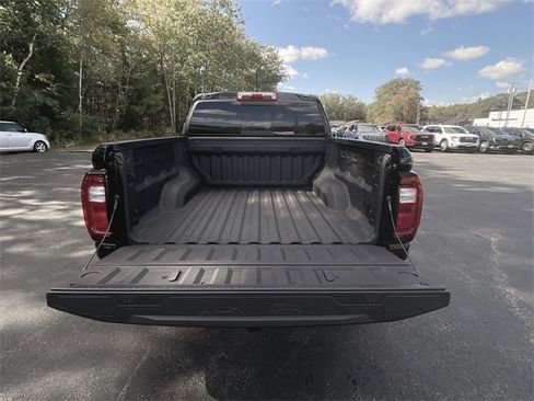 New 2026 GMC Canyon Elevation w/ Convenience Package image 27