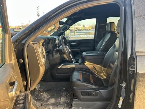Used 2021 GMC Sierra 3500 AT4 w/ AT4 Premium Plus Package image 9