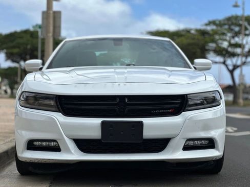 Used 2015 Dodge Charger SXT w/ Plus Group RWD image 7