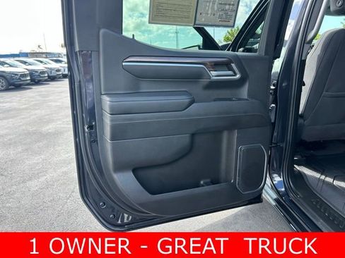 Used 2023 Chevrolet Silverado 1500 LT image 13