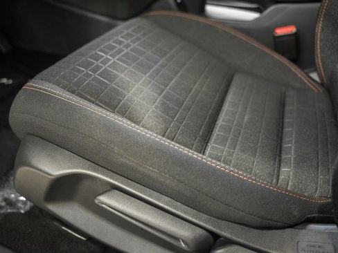 Used 2025 Honda HR-V Sport image 32