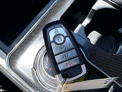 Certified 2021 Ford Edge ST-Line FWD image 15