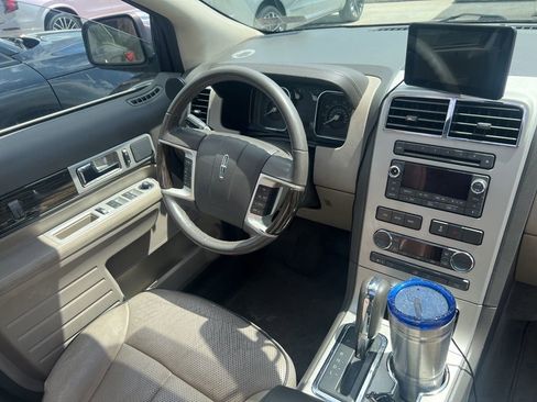 Used 2008 Lincoln MKX AWD image 5