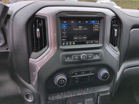 Certified 2022 Chevrolet Silverado 1500 Custom image 13