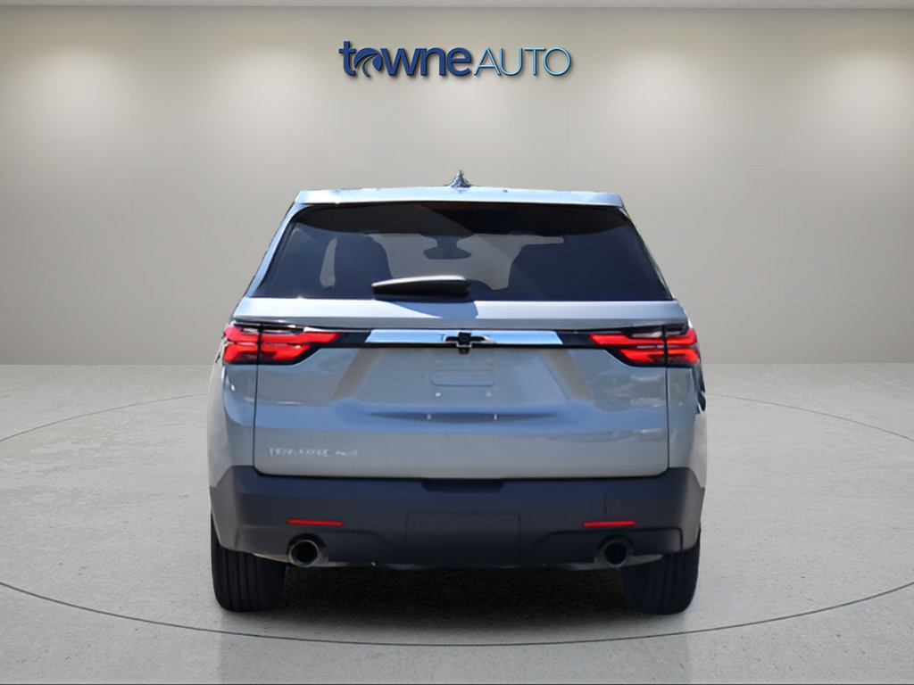 Used 2023 Chevrolet Traverse LS AWD/4WD image 4