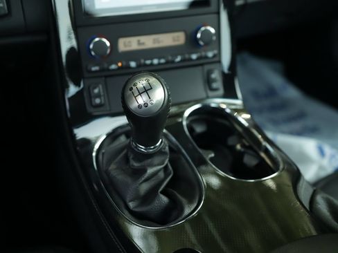 Used 2008 Chevrolet Corvette Coupe w/ Preferred Equipment Group RWD image 18