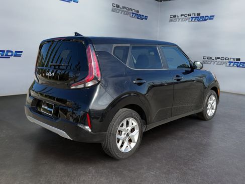 Used 2023 Kia Soul S image 5