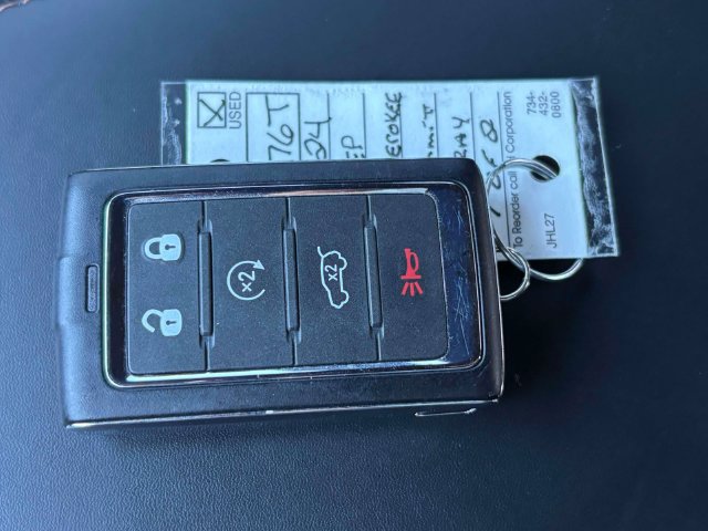 Used 2024 Jeep Grand Cherokee Summit AWD/4WD image 29