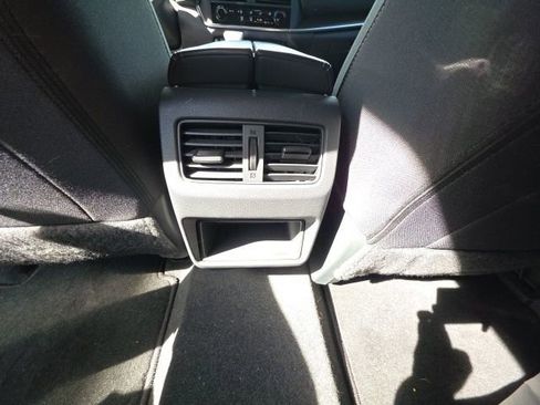 Used 2023 Nissan Rogue S image 24