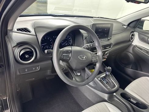 Used 2023 Hyundai Kona SEL image 13