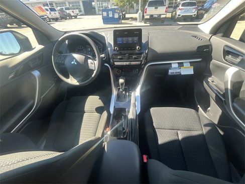 New 2026 Mitsubishi Eclipse Cross LE image 18