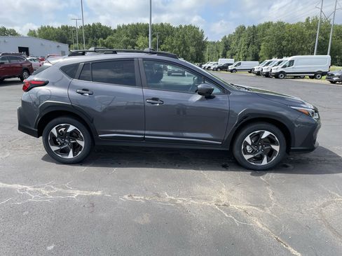 New 2025 Subaru Crosstrek 2.5i Limited w/ Crosstrek Mirror Package image 6