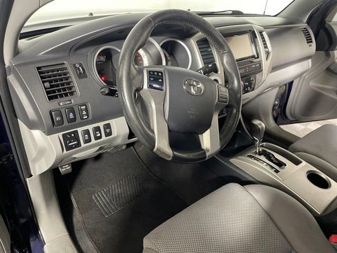 Used 2013 Toyota Tacoma 4x4 Double Cab w/ TRD Off-Road Pkg image 9