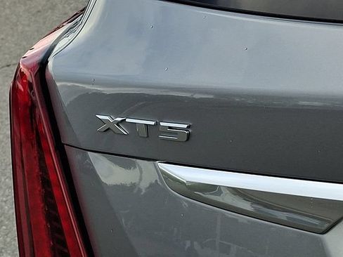 Certified 2026 Cadillac XT5 Premium Luxury w/ Driver Assist Package AWD/4WD image 32