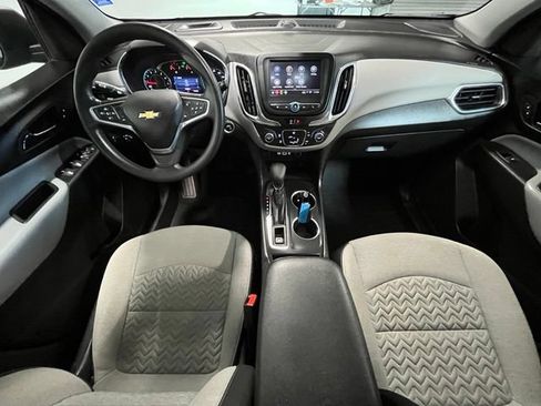 Used 2022 Chevrolet Equinox LS w/ LS Convenience Package AWD/4WD image 17