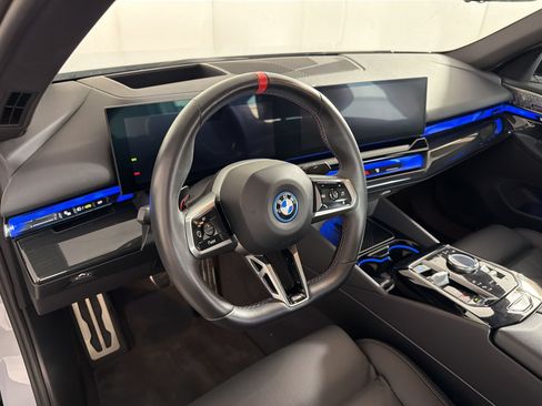 Used 2024 BMW i5 M60 w/ Premium Package AWD/4WD image 4