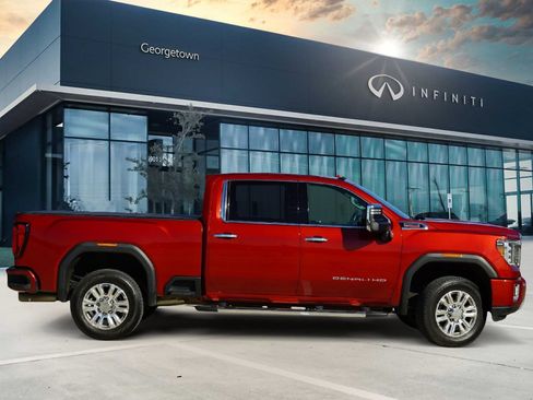 Used 2023 GMC Sierra 3500 Denali image 4