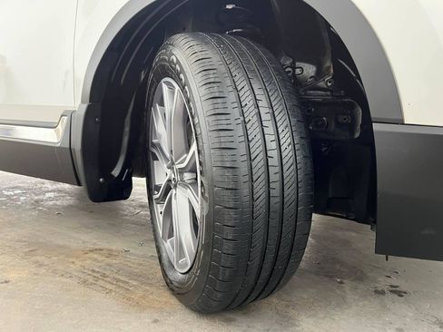 Used 2020 Honda CR-V Touring image 29