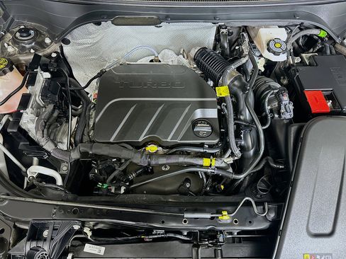 Used 2025 Buick Envista Sport Touring image 31