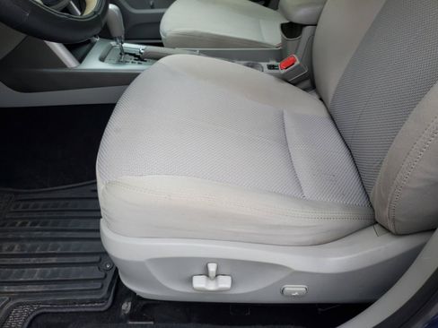 Used 2013 Subaru Forester 2.5X Premium AWD/4WD image 23