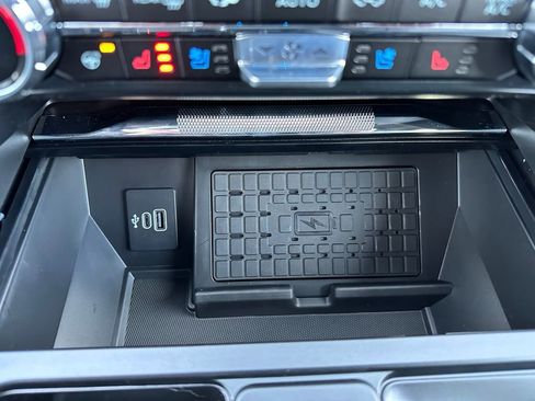 New 2025 Ford F150 Platinum image 22