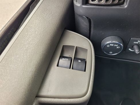 Used 2019 Chevrolet Express 3500 Work Van w/ Power Convenience Package image 17