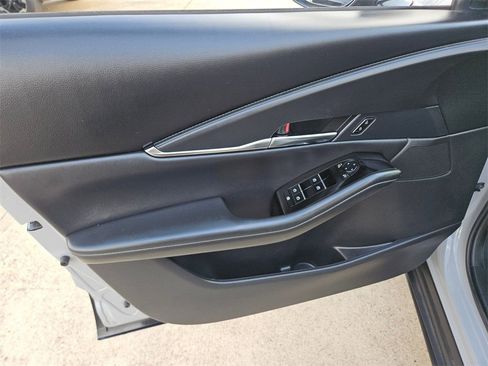 Used 2025 MAZDA CX-30 AWD 2.5 S w/ Preferred Package image 14