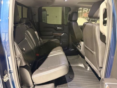 Used 2019 GMC Sierra 1500 SLT w/ SLT Premium Package AWD/4WD image 12