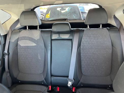 Used 2025 Kia Seltos S FWD image 40