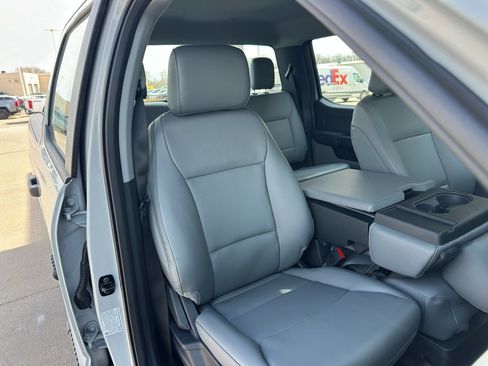 New 2026 Ford F250 XL AWD/4WD image 31