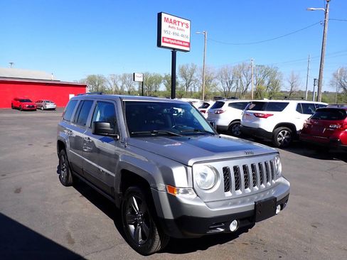 Used 2016 Jeep Patriot Sport w/ Power Value Group FWD image 1